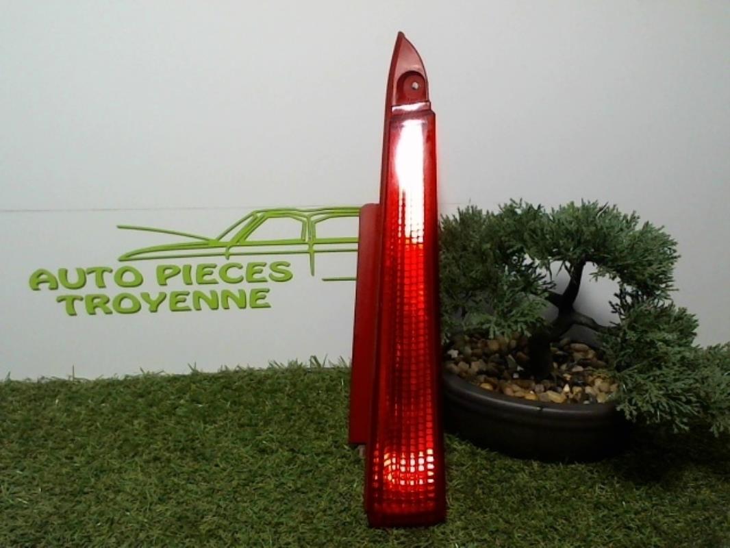 Fanale finto posteriore destro CITROEN C4 1 PHASE 1 Diésel - 1