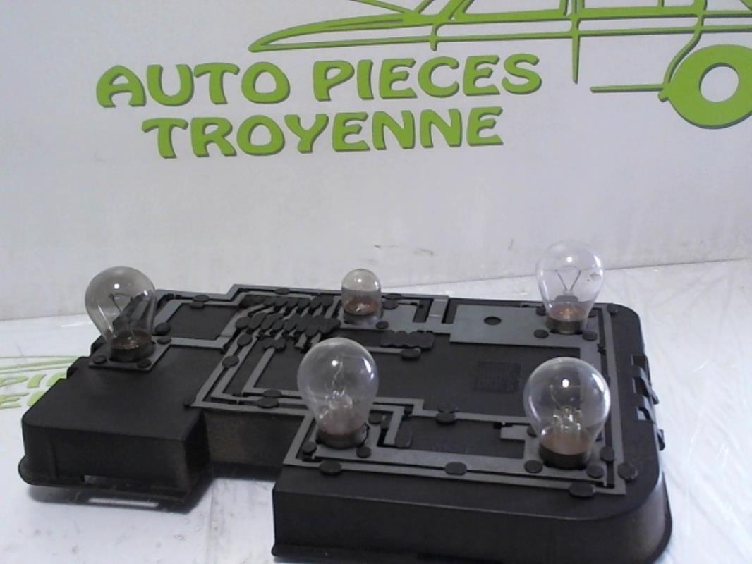 Base portalampade fanale posteriore sinistro CITROEN BX  - 1