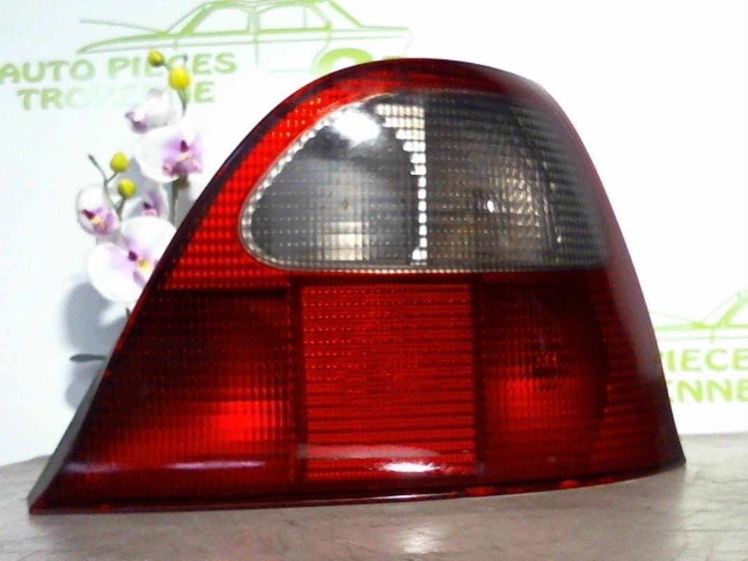 Fanale posteriore principale destro (luci) ROVER 200 2 Diésel - 1