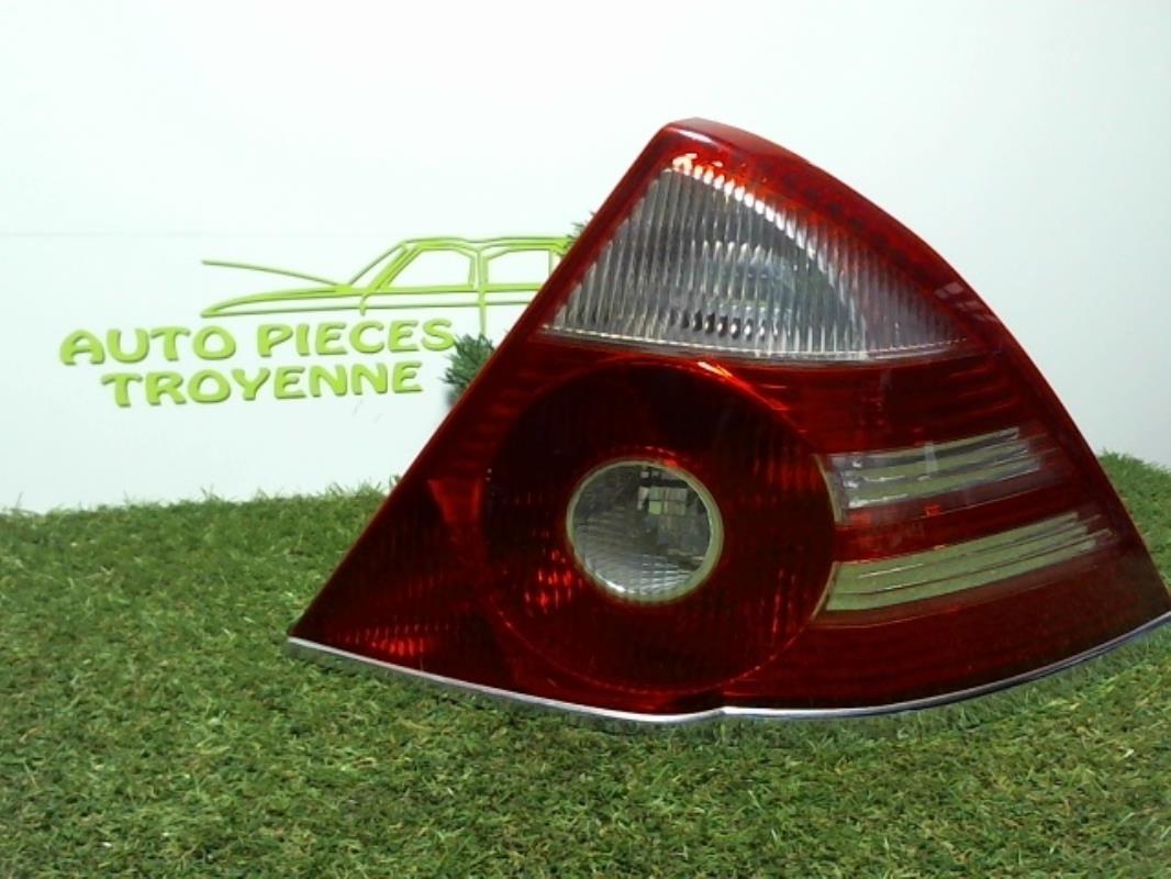 Fanale posteriore principale destro (luci) FORD MONDEO 2 Gasolina - 1