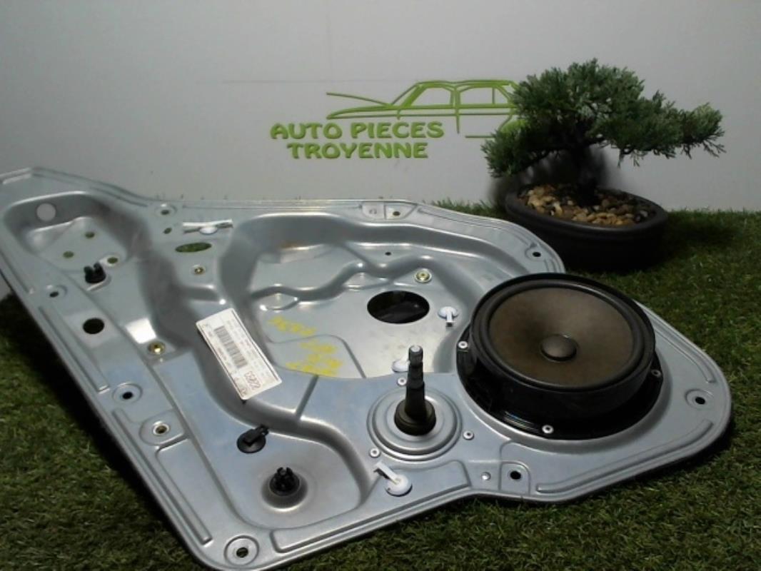 Alzacristalli manuale anteriore destro SEAT LEON 1 Diésel - 1