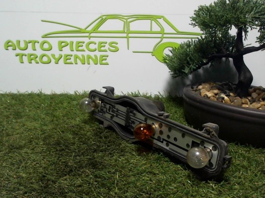 Base portalampade fanale posteriore destro RENAULT ESPACE 4 PHASE 1  - 1