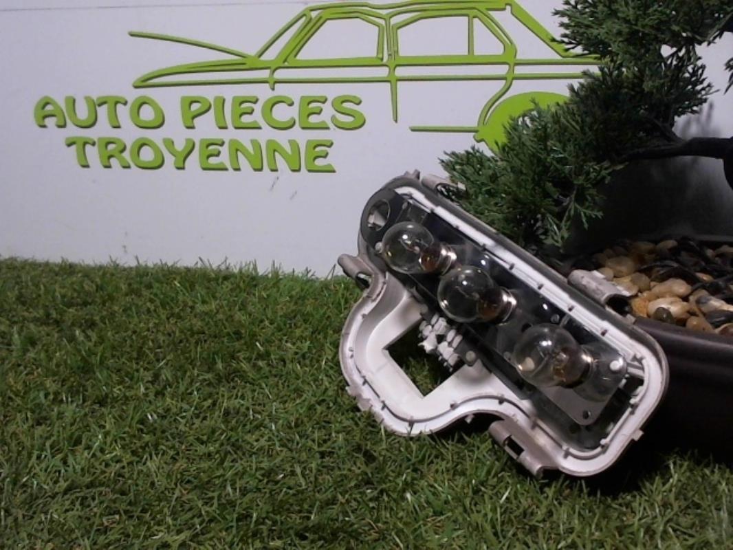 Base portalampade fanale posteriore destro OPEL ASTRA G Diésel - 1