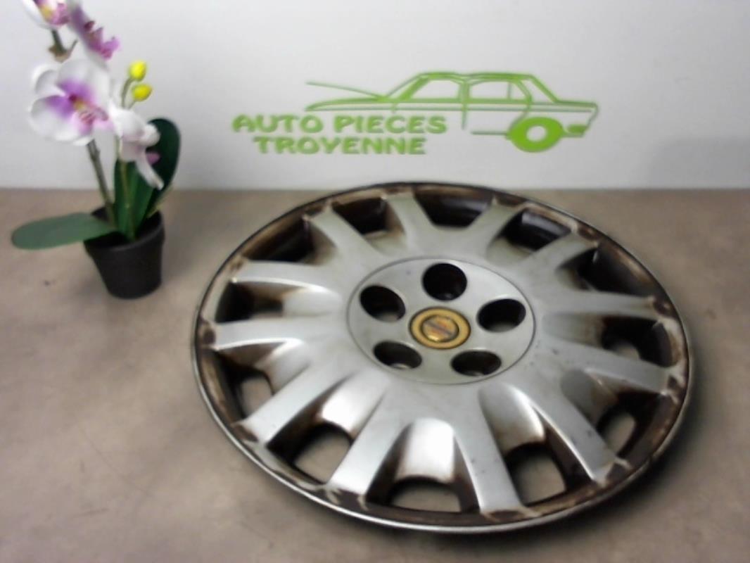 Embellecedor CHRYSLER CHEROKEE  - 1
