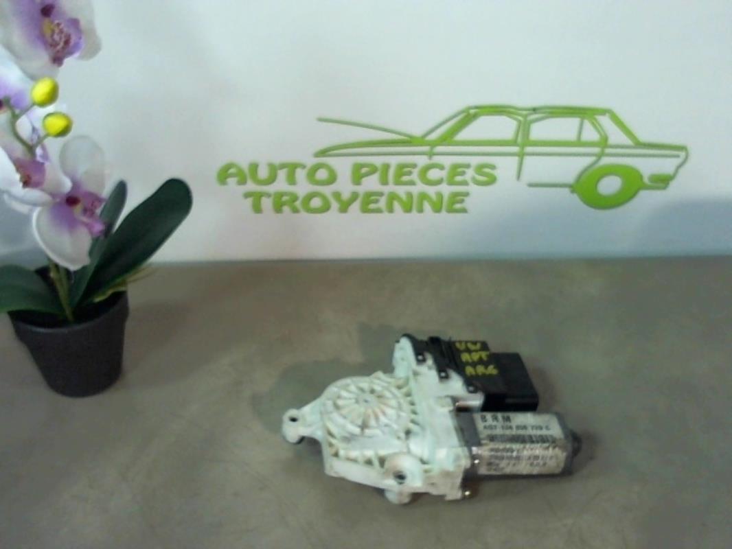 Motore alzacristalli posteriore sinistro VOLKSWAGEN GOLF 6 Diésel - 1