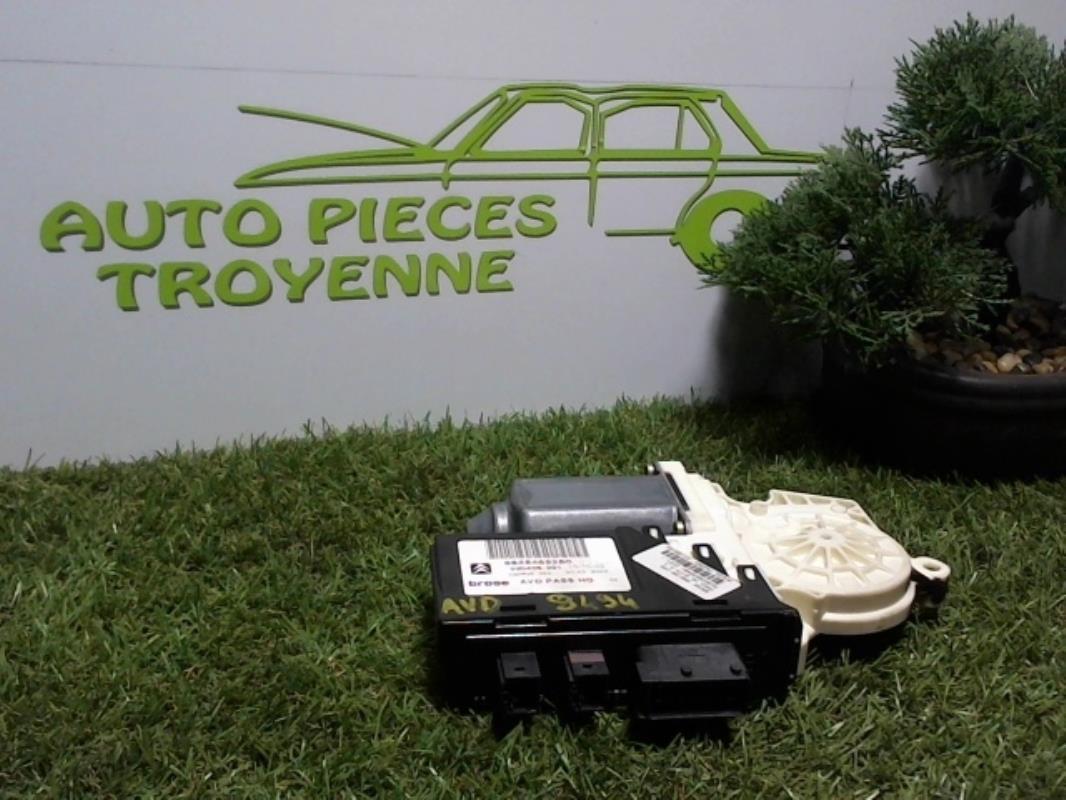 Motore alzacristalli anteriore destro CITROEN C5 1 PHASE 1 BREAK Diésel - 1