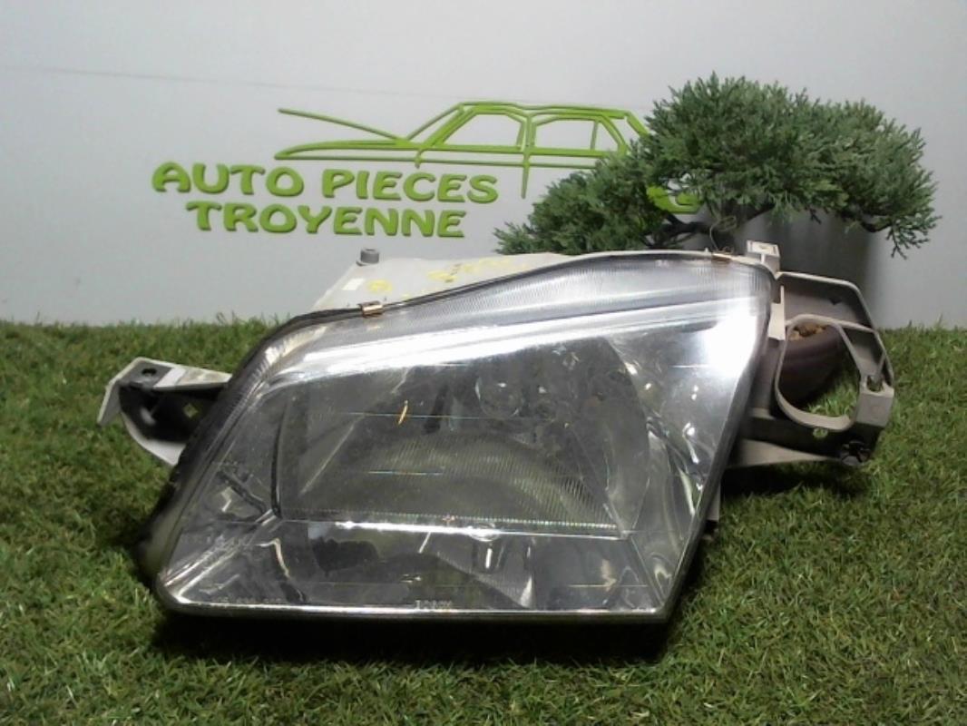 Gruppo ottico anteriore principale sinistro (luci)(faro) MAZDA 323 6  - 1