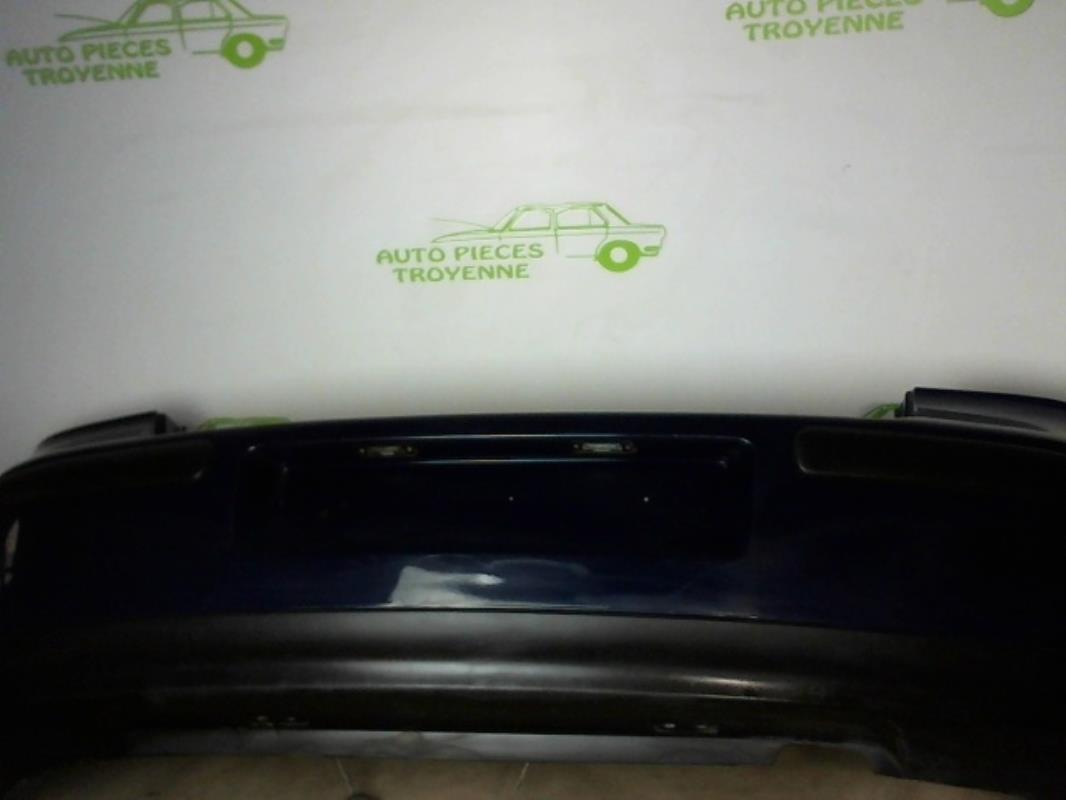 Paraurti posteriore VOLKSWAGEN GOLF 4 Diésel - 1