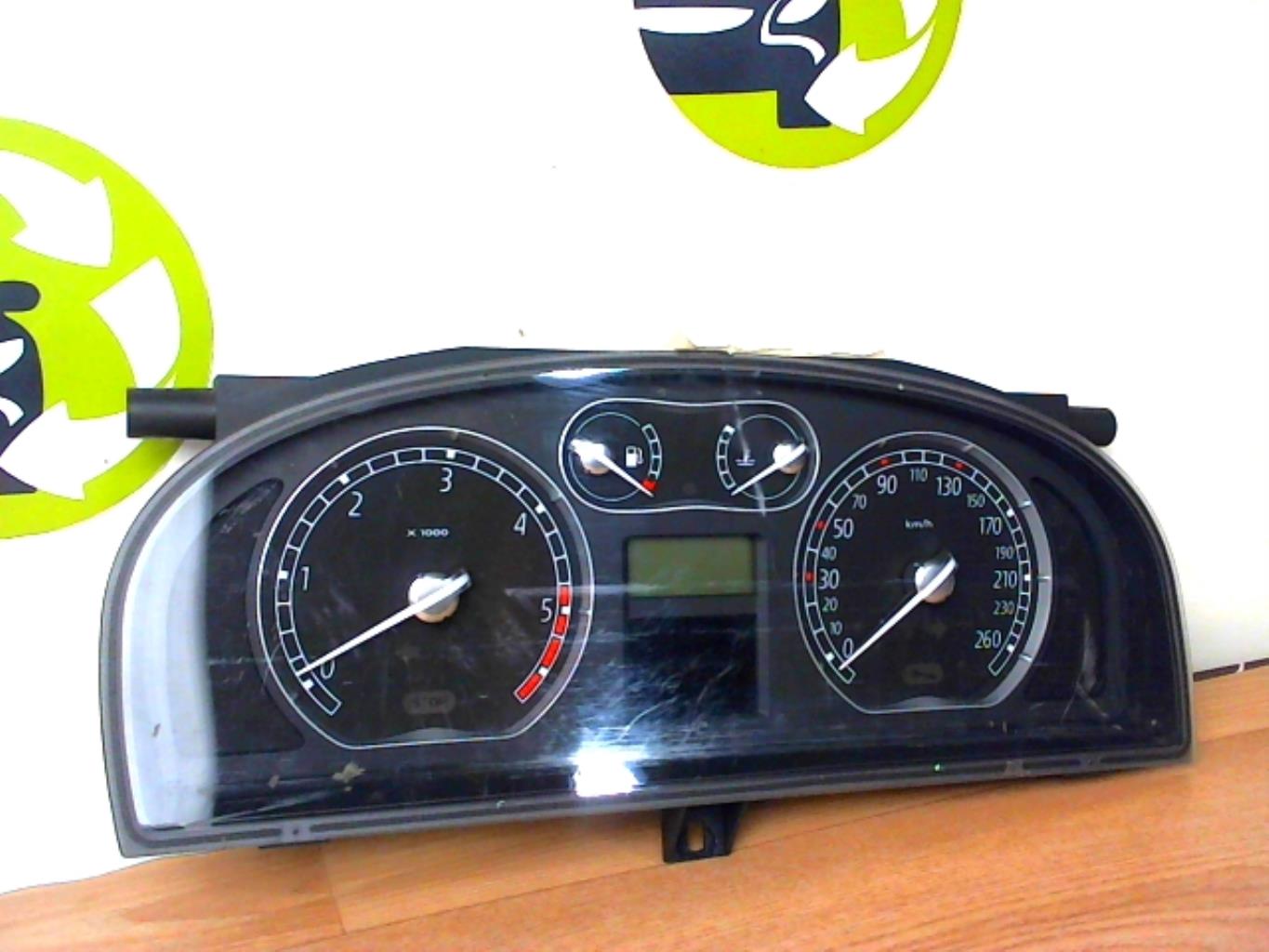 Compteur RENAULT LAGUNA 2 PHASE 2 Diesel - 1