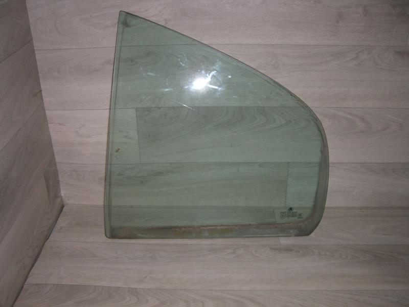 Ventanilla triangular trasera izquierda (puerta) SKODA OCTAVIA 1 PHASE 2 BREAK Diésel - 1