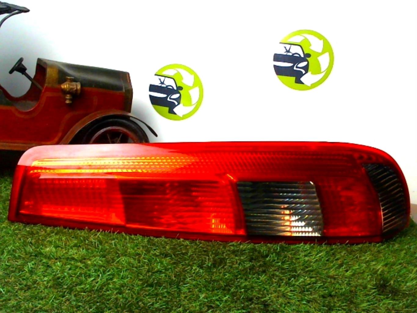 Fanale posteriore principale destro (luci) FORD FIESTA 5 PHASE 1 Gasolina - 1