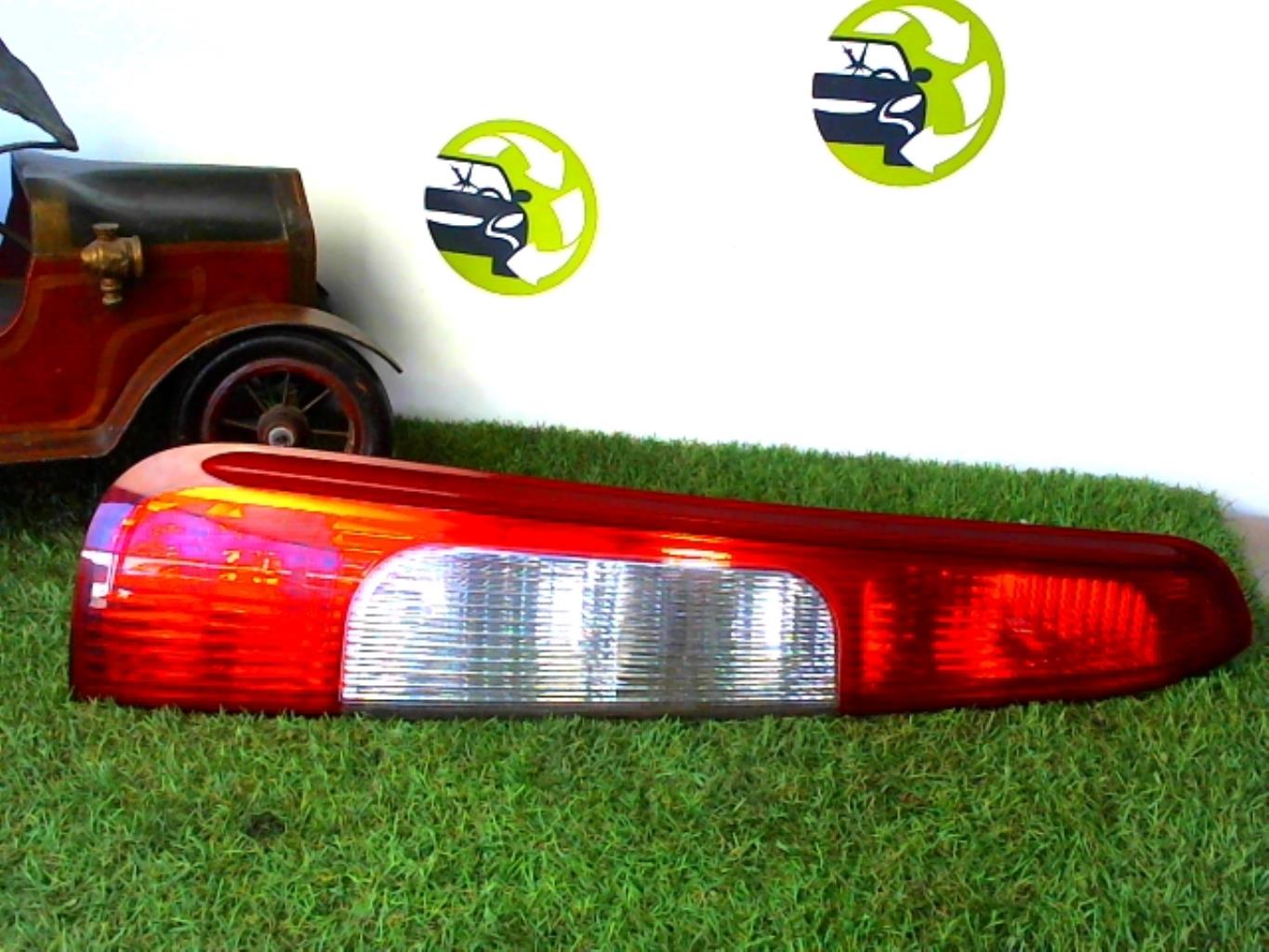 Fanale posteriore principale sinistro (luci) FORD C-MAX 1 PHASE 1 Diésel - 1