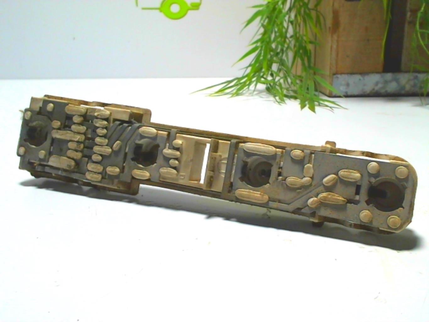 Base portalampade fanale posteriore destro CITROEN AX PHASE 1 Diésel - 1