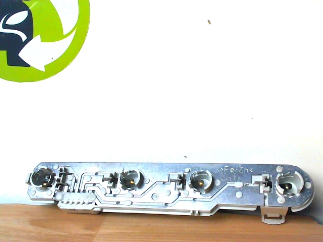 Base portalampade fanale posteriore sinistro SKODA FABIA 1 PHASE 1 Diésel - 1