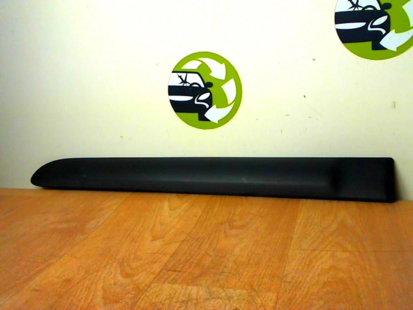 Modanatura portiera posteriore sinistra  RENAULT CLIO 2 PHASE 2 Diésel - 1