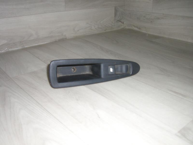 Bouton/Interrupteur CITROEN C4 1 PHASE 1 Diesel - 1