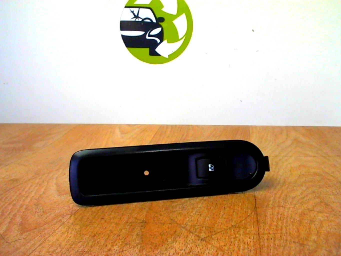Bouton/Interrupteur RENAULT SCENIC 2 PHASE 2 Diesel - 1