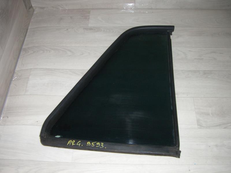 Ventanilla triangular trasera izquierda (puerta) VOLKSWAGEN GOLF 2 Diésel - 1