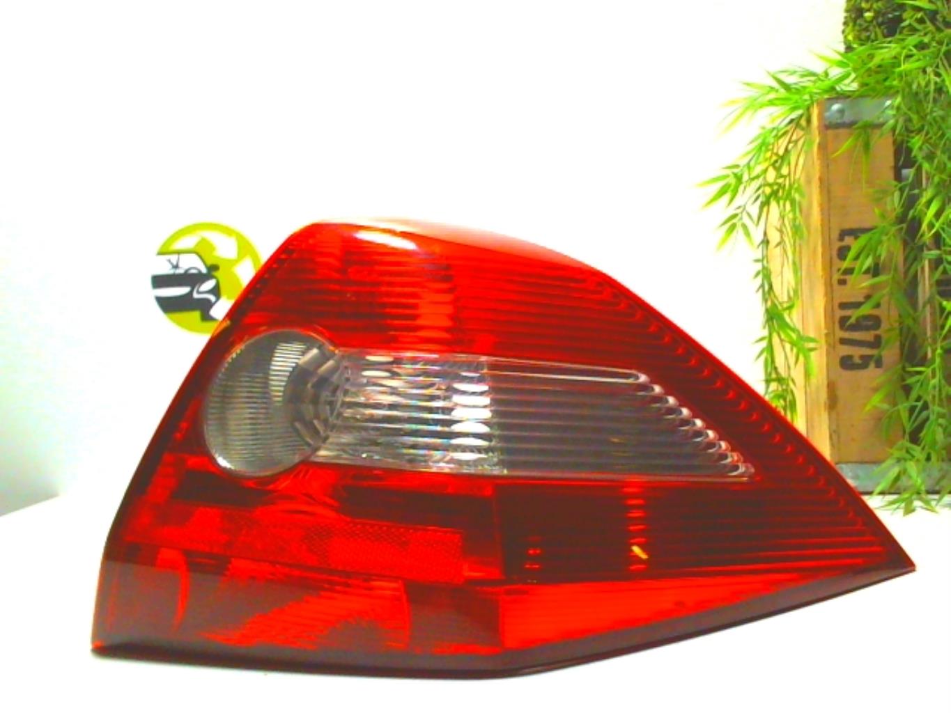 Fanale posteriore principale destro (luci) RENAULT MEGANE 2 PHASE 1 Diésel - 1