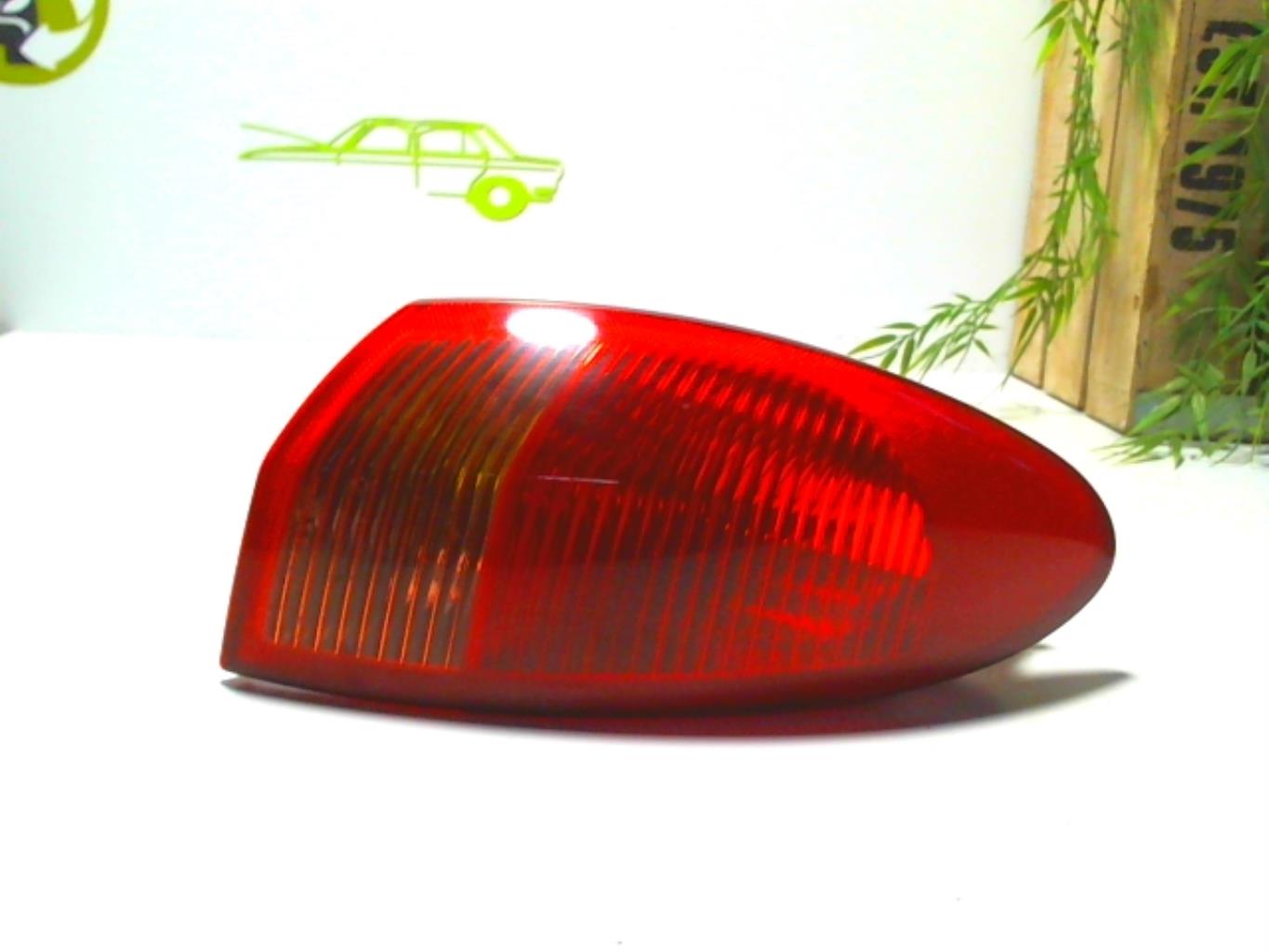 Fanale posteriore principale sinistro (luci) ALFA ROMEO 147 PHASE 1 Diésel - 1