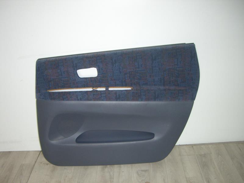 Pannello portiera posteriore destro TOYOTA PICNIC Diésel - 1