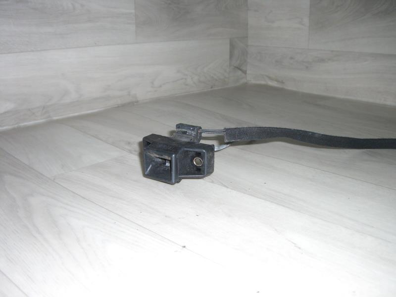 Serrure de hayon RENAULT CLIO 2 PHASE 1 Diesel - 1
