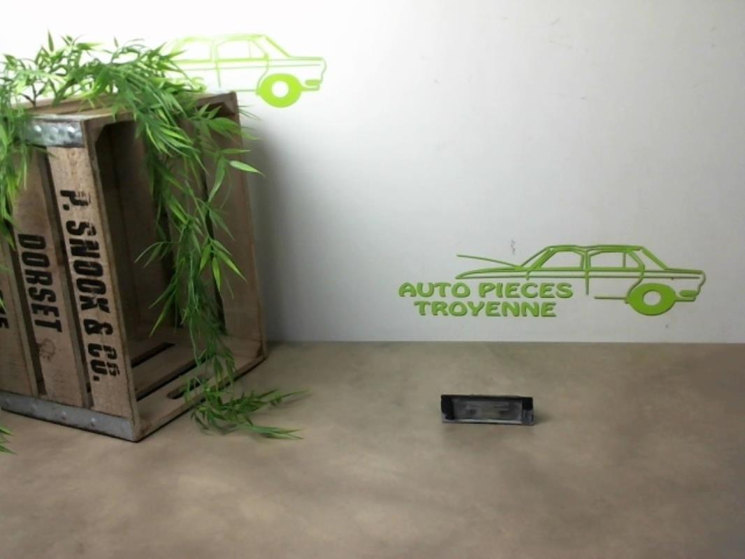 Eclairage de plaque BMW SERIE 1 E81 Diesel - 1