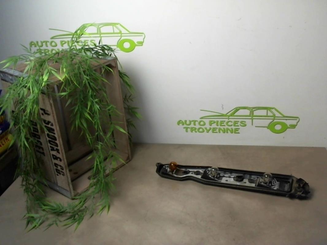 Base portalampade fanale posteriore destro OPEL CORSA C PHASE 2 Diésel - 1
