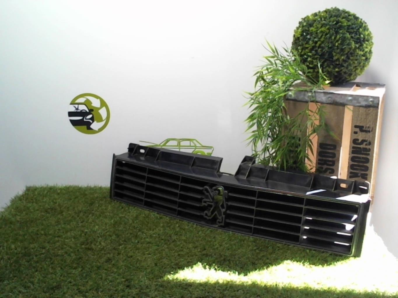 Calandre PEUGEOT 305 PHASE 2 Essence - 1