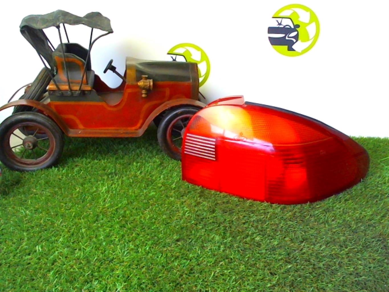 Fanale posteriore principale destro (luci) FORD MONDEO 1 PHASE 1  - 1
