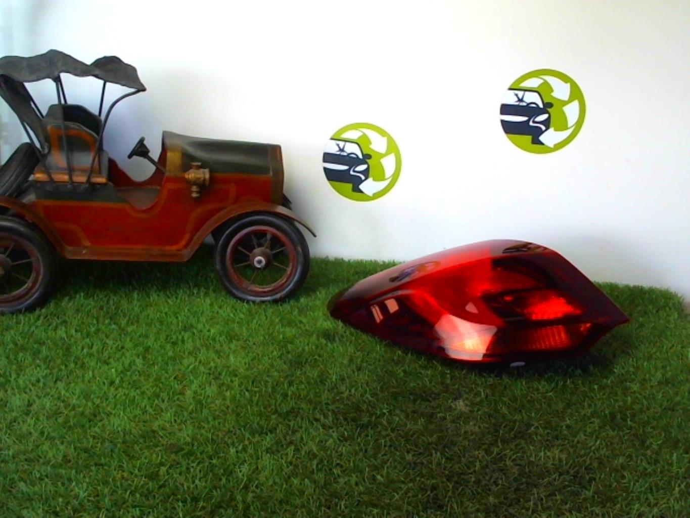 Fanale posteriore principale sinistro (luci) OPEL ASTRA J  - 1