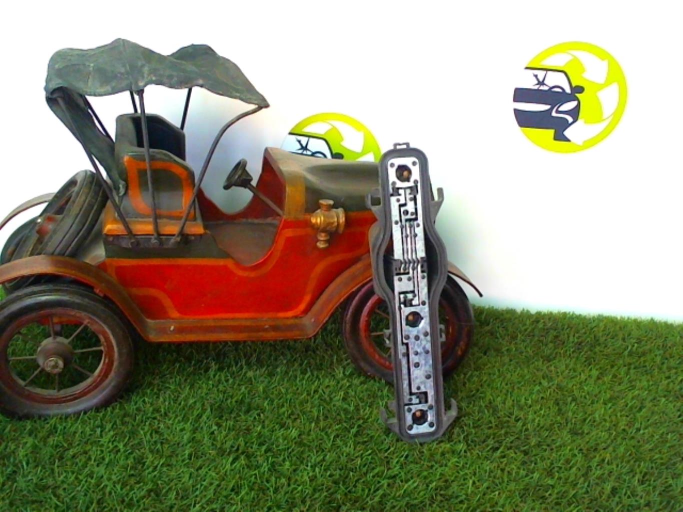 Base portalampade fanale posteriore destro RENAULT ESPACE 4 PHASE 1  - 1