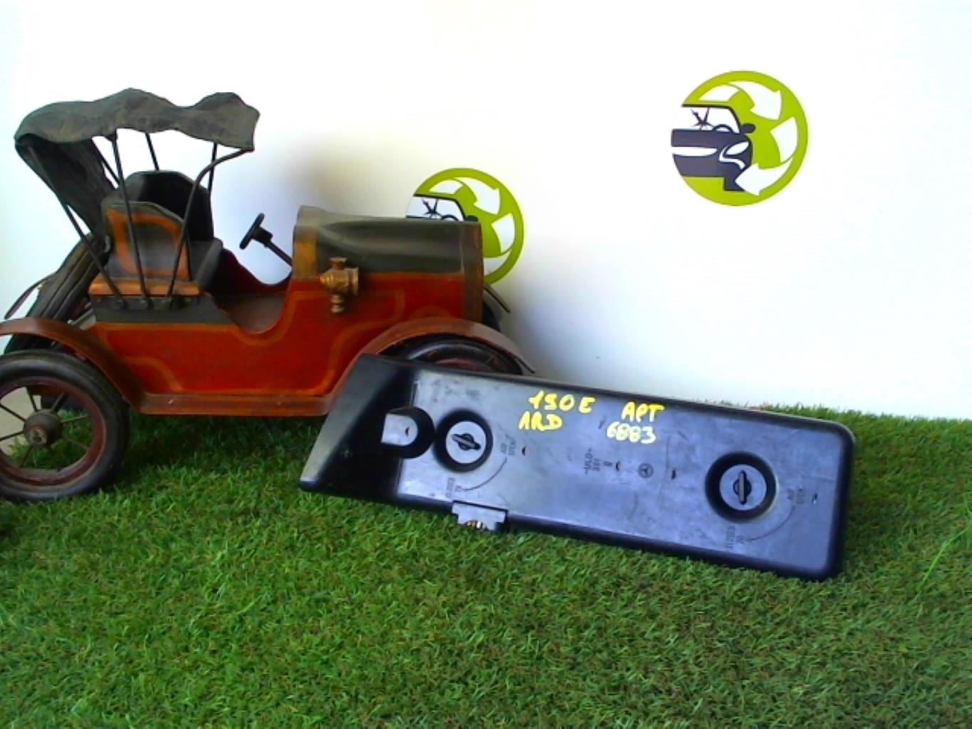 Base portalampade fanale posteriore destro MERCEDES 190 W201 PHASE 2 Gasolina - 1