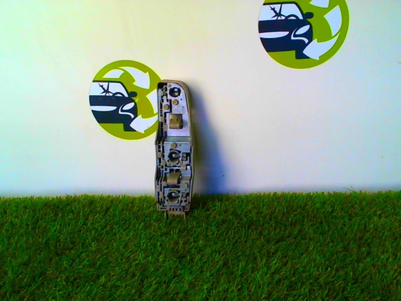 Base portalampade fanale posteriore sinistro FORD FIESTA 3  - 1