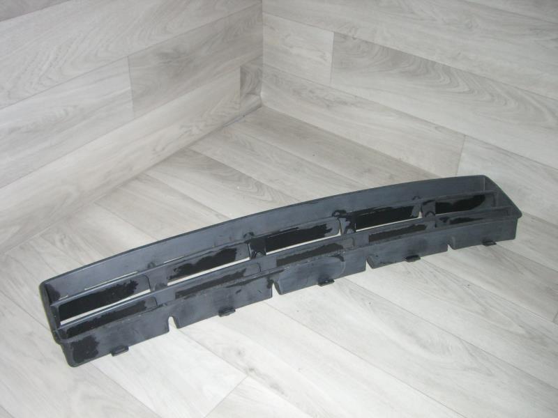Griglia paraurti VOLKSWAGEN GOLF 4  - 1