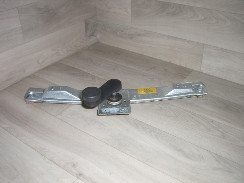Alzacristalli manuale posteriore destro OPEL CORSA D PHASE 2 Diésel - 1