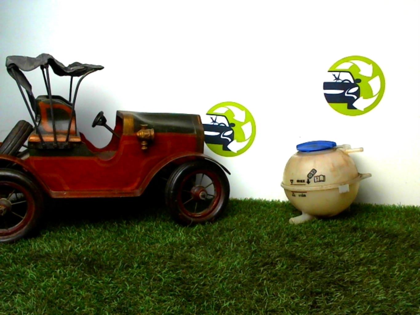 Vase d'expansion VOLKSWAGEN FOX Essence - 1