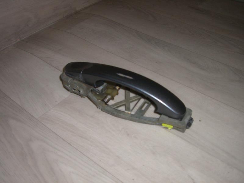 Maniglia portiera posteriore destra VOLKSWAGEN TOURAN 1 PHASE 1 Diésel - 1