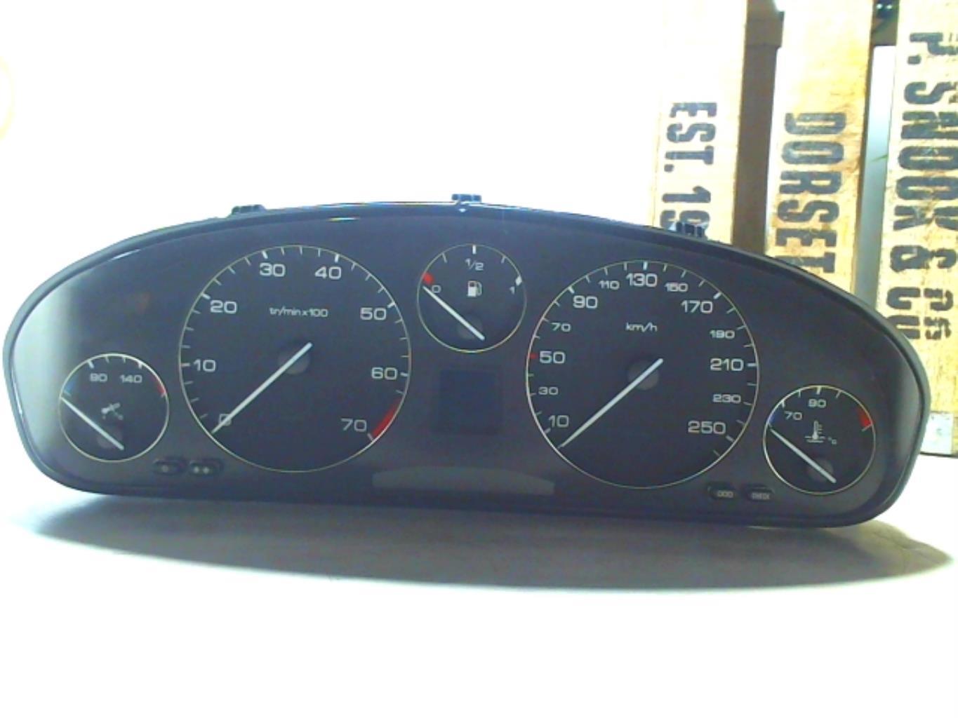 Compteur PEUGEOT 607 PHASE 1 Essence - 1