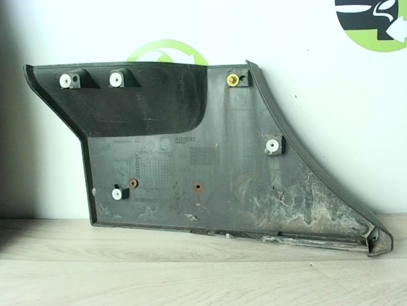 Garniture hayon RENAULT SCENIC 1 PHASE 2  - 1