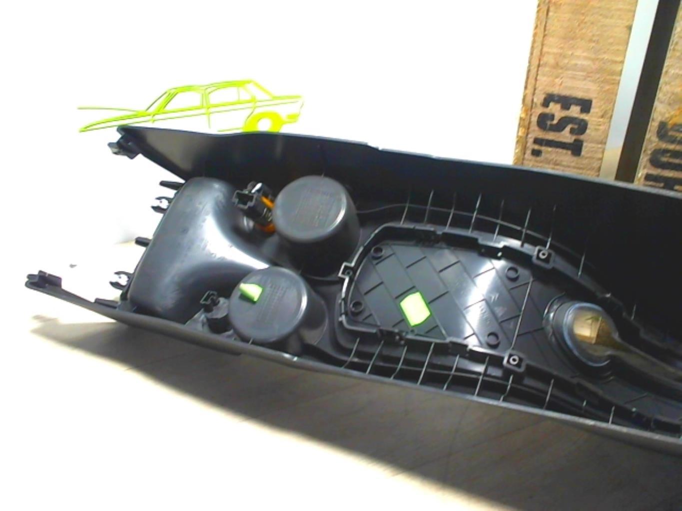 Consolle centrale (interno in plastica) CITROEN C3 PICASSO PHASE 1 Diésel - 1