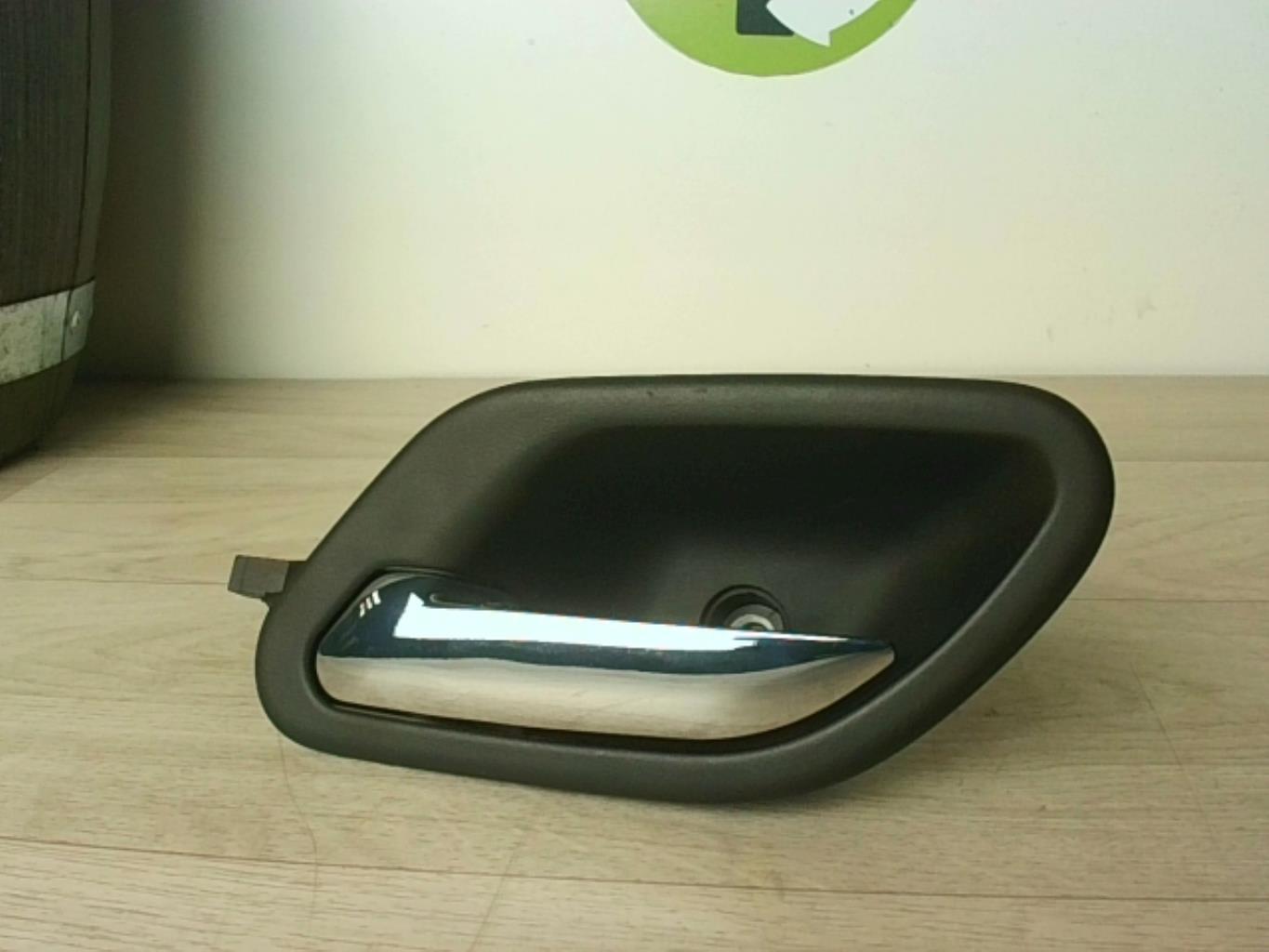 Maniglia interna posteriore sinistra BMW SERIE 5 E39 PHASE 2 Diésel - 1