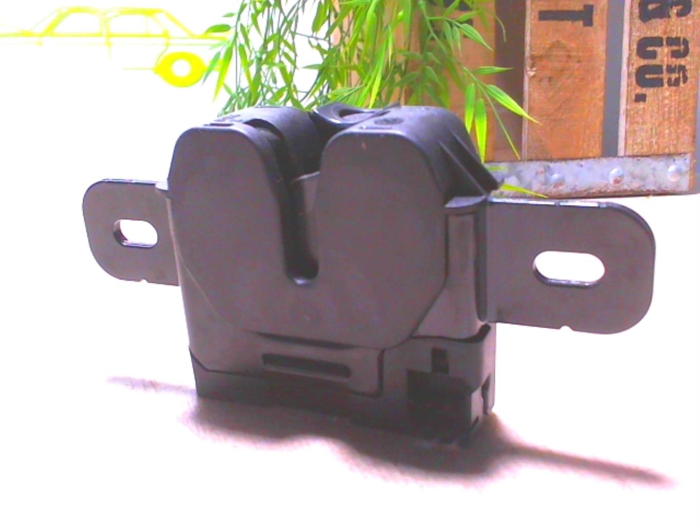 Serrure de coffre VOLVO V 40 2 PHASE 1 Diesel - 1