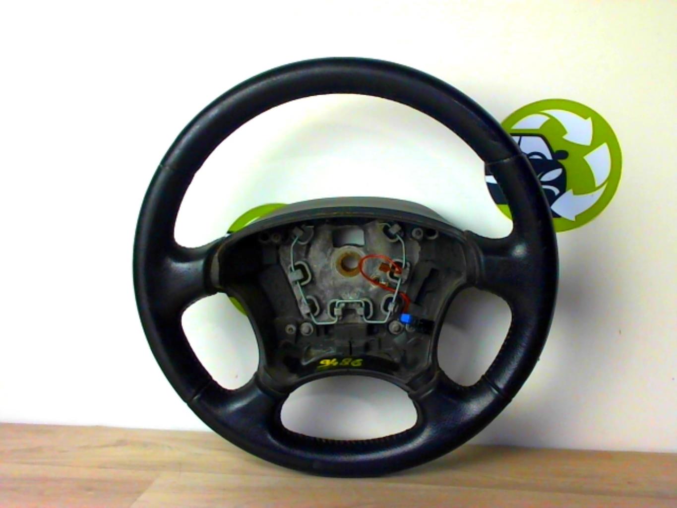 Volant PEUGEOT 407 PHASE 1 BREAK Diesel - 1