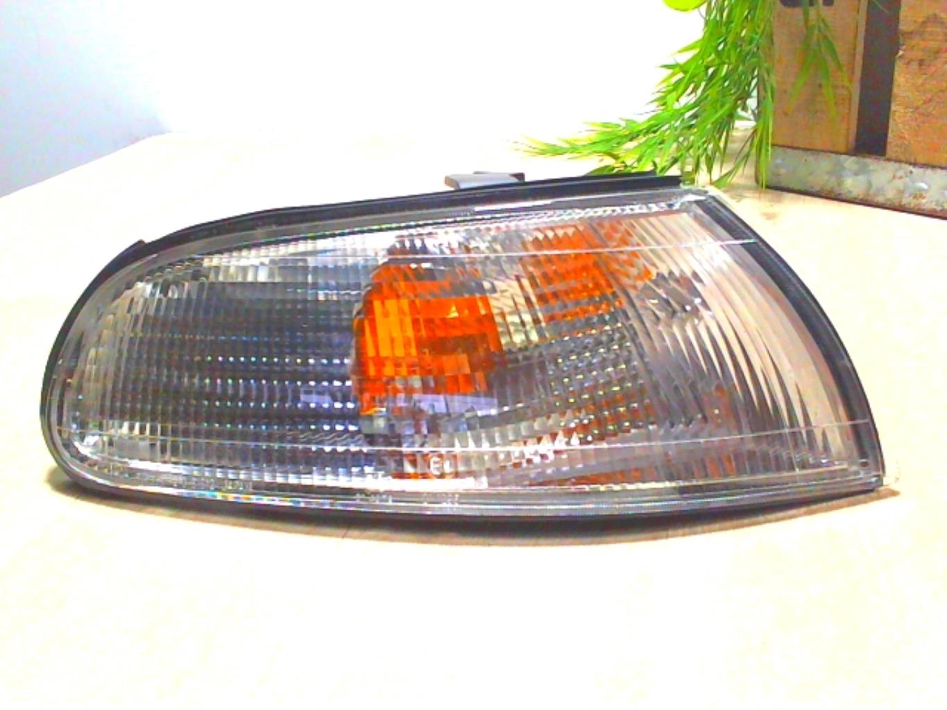 Gruppo ottico anteriore secondario sinistro (luci)(freccia) MAZDA 626 4  - 1