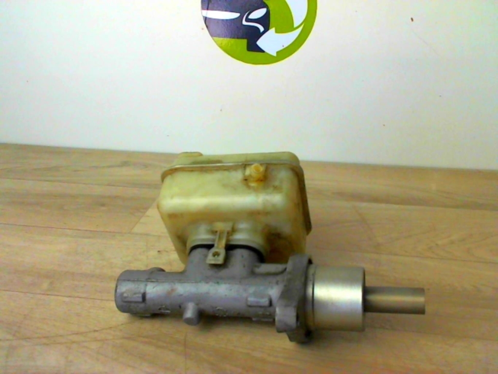 Cilindro maestro (freno) VOLKSWAGEN NEW BEETLE 1  - 1