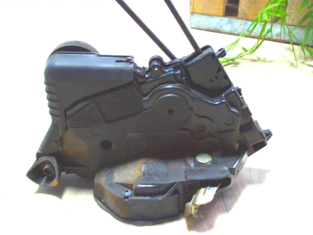 Serratura anteriore destra TOYOTA YARIS 2 PHASE 1 Gasolina - 1