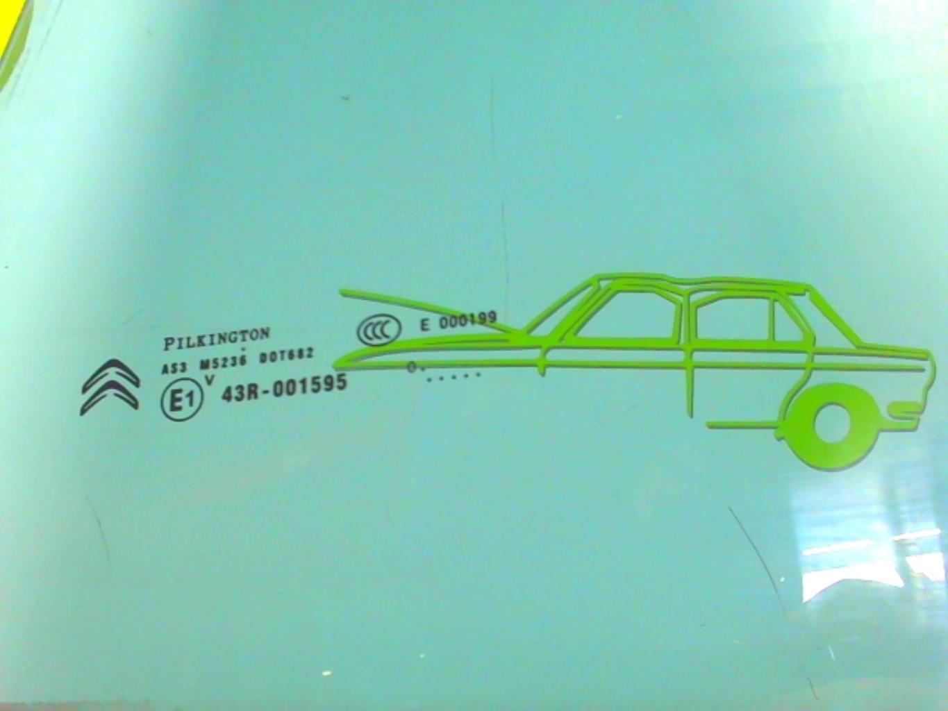 Vitre arriere gauche CITROEN C4 2 PHASE 1  - 1