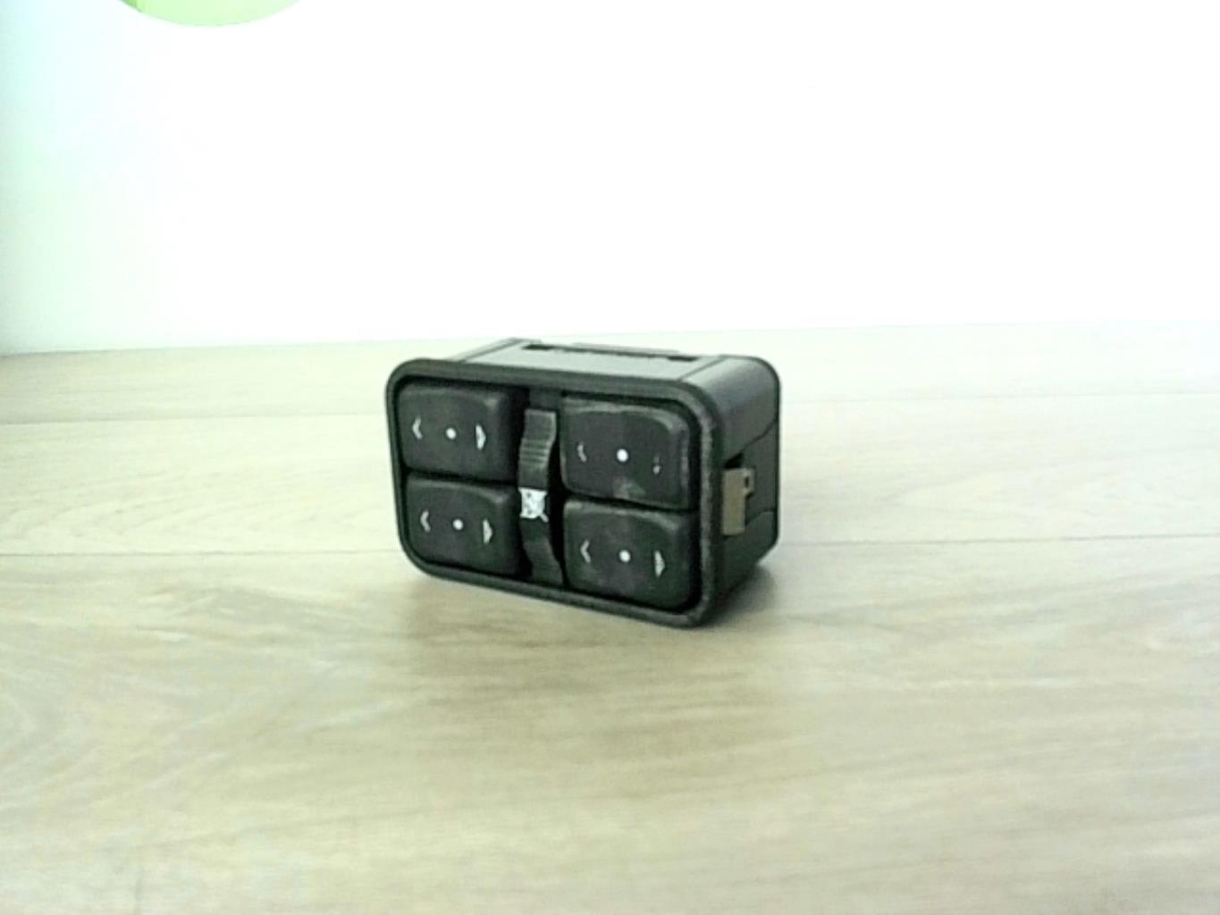 Botón/Interruptor OPEL ZAFIRA B PHASE 2 Diésel - 1