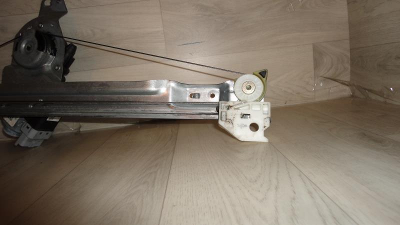 Alzacristalli elettrico posteriore sinistro CITROEN C4 GRAND PICASSO 1 Diésel - 1